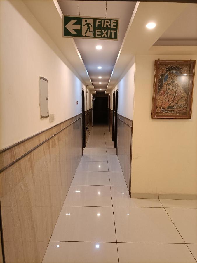 Hotel Aerotech Near Igi Airport Neu-Delhi Exterior foto
