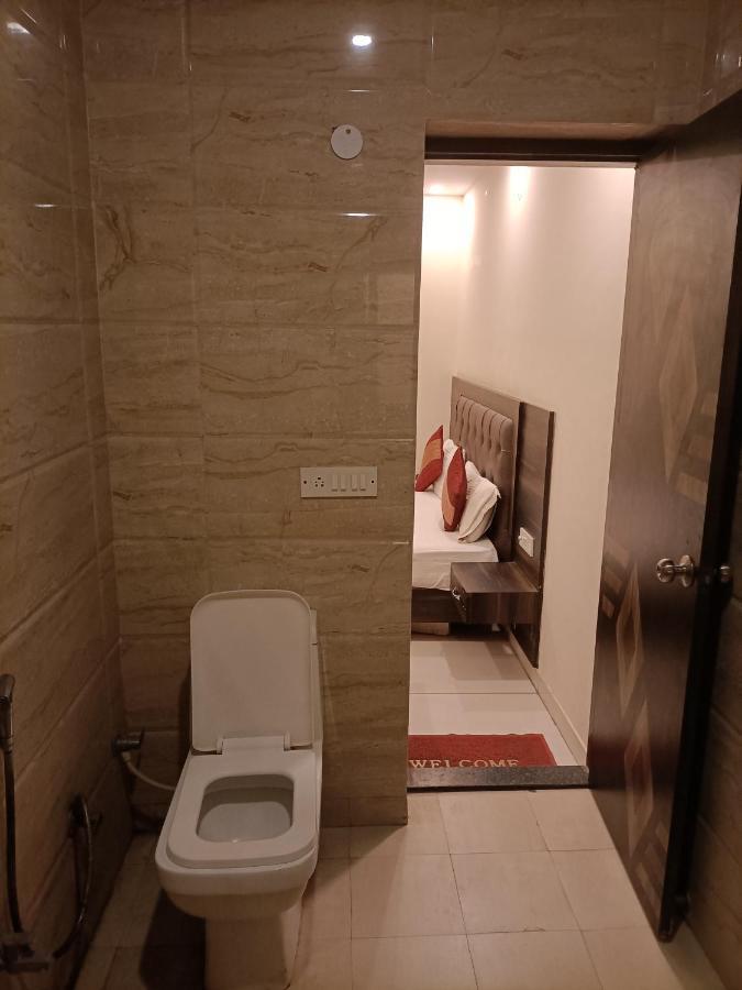 Hotel Aerotech Near Igi Airport Neu-Delhi Exterior foto