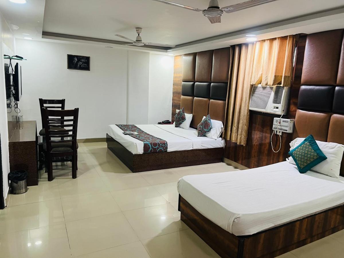 Hotel Aerotech Near Igi Airport Neu-Delhi Exterior foto